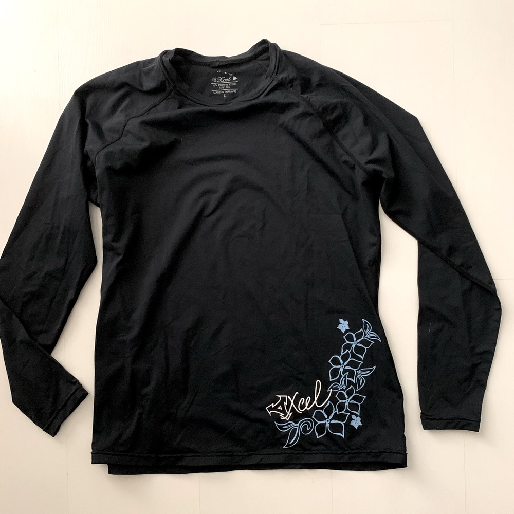 Worn once rash swim/surf/paddle top girl L/women S